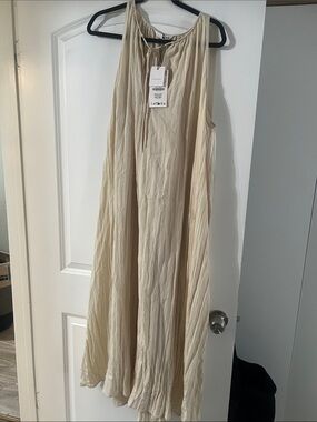 Zara Cream Sleeveless Flowing Maxi Dress